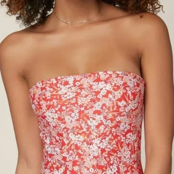 O'Neill Red Venice Piper Ditsy One-Piece Swimsuit - Picture 7 of 10